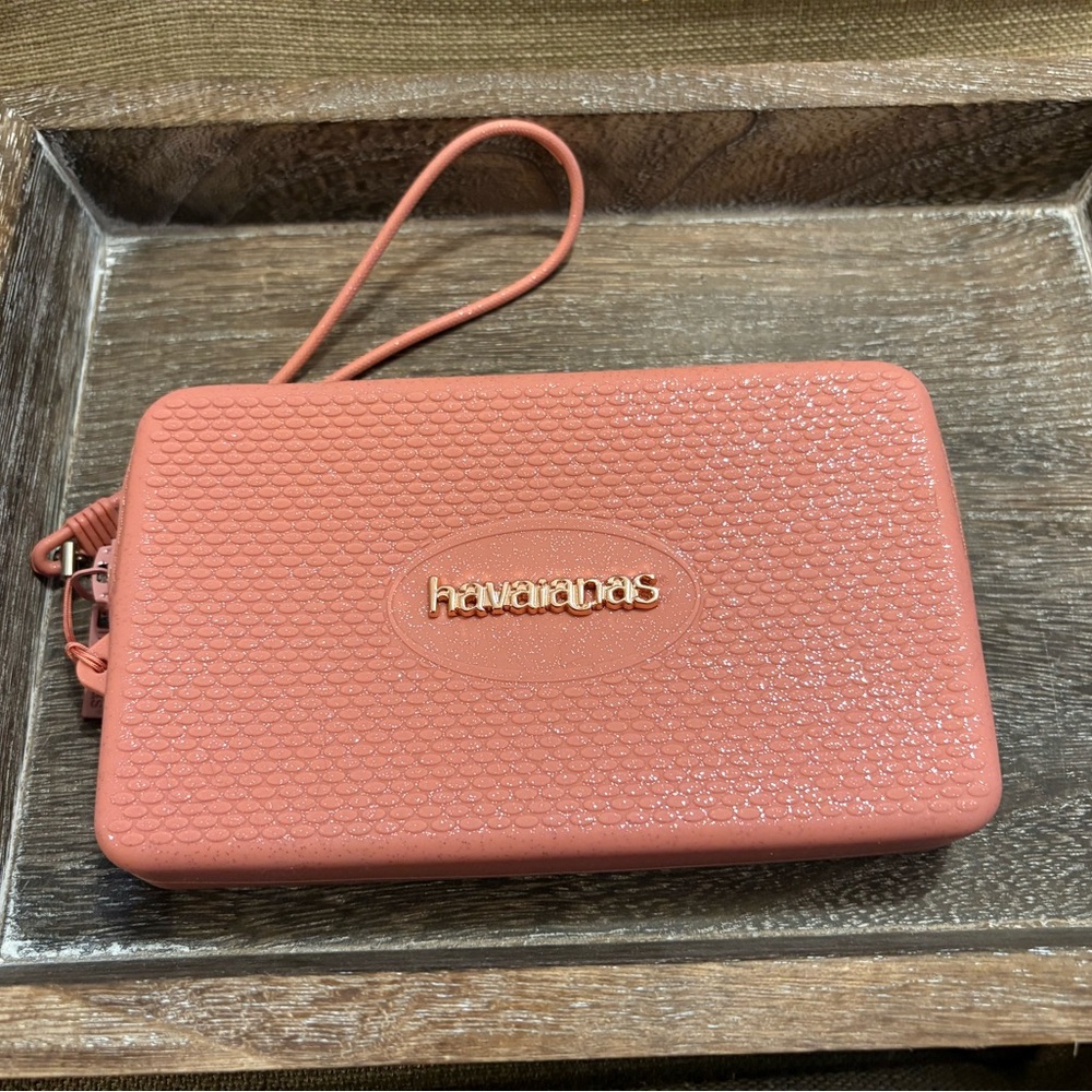 Havaianas Pink Clutch Wristlet Bag